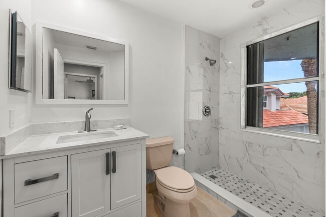 Building Photo - 2011 NW 53rd St