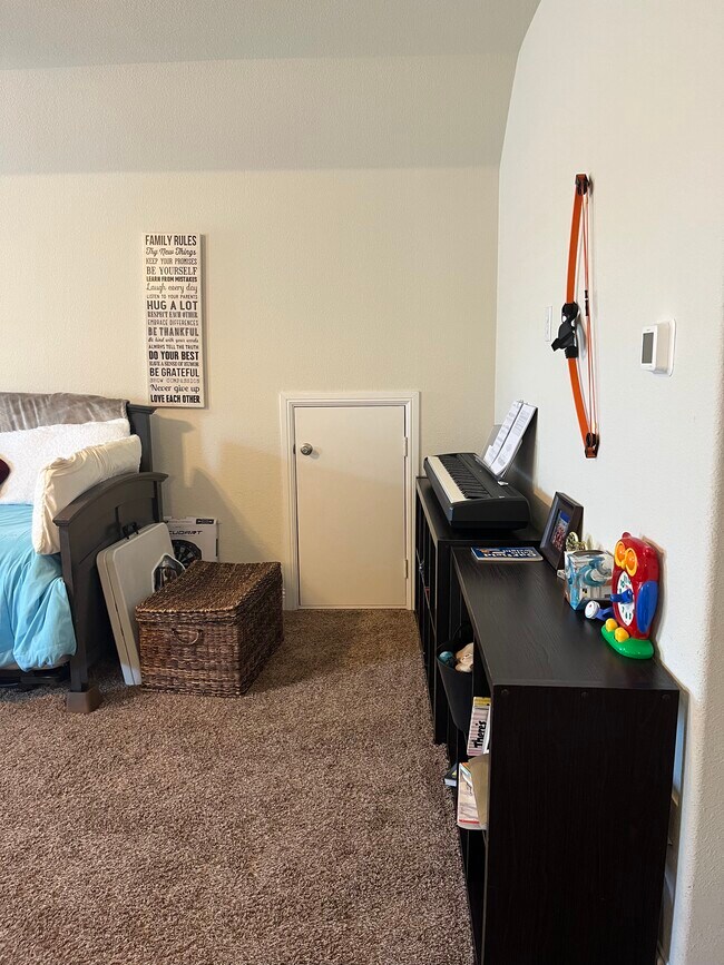 Upstairs game room - 136 Peace Pl