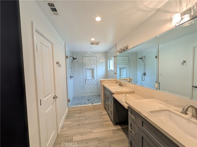 Building Photo - 310 Marion Blvd