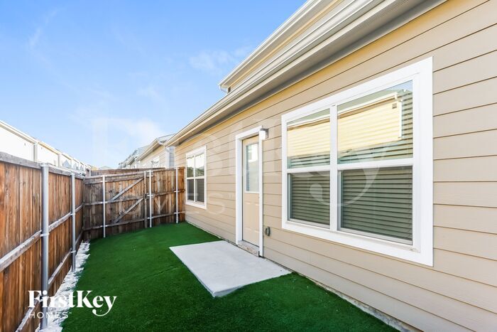 Building Photo - 616 Ava Trl