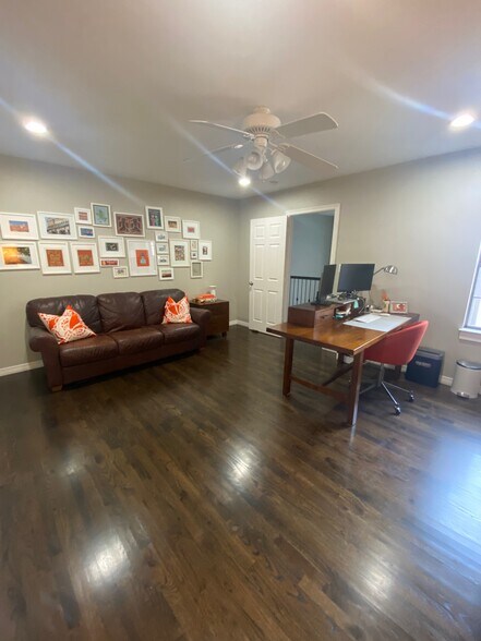 Building Photo - 4033 Bowser Ave