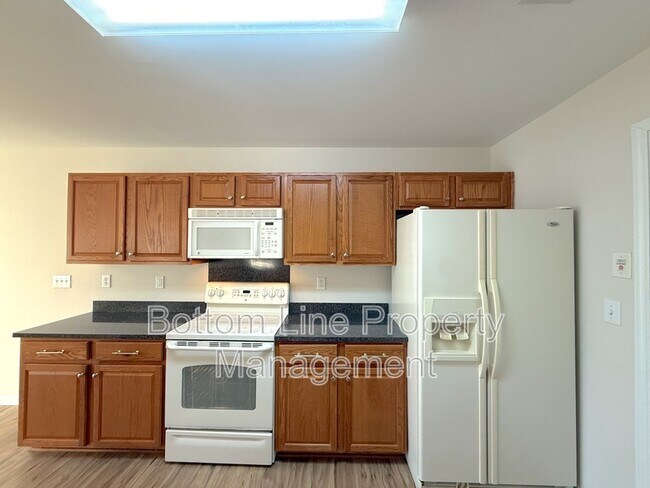 Building Photo - 7004 Paddle Wheel Ln