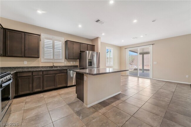 Building Photo - 3728 W Colton Ave