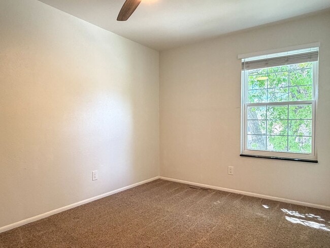 Building Photo - Updated Single-Family Home in Broomfield!