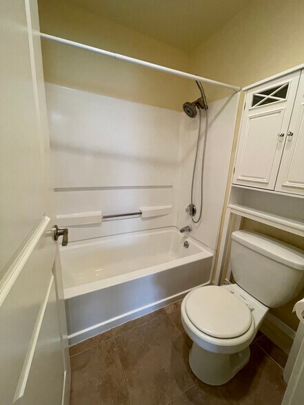 Building Photo - 6400 Christie Ave