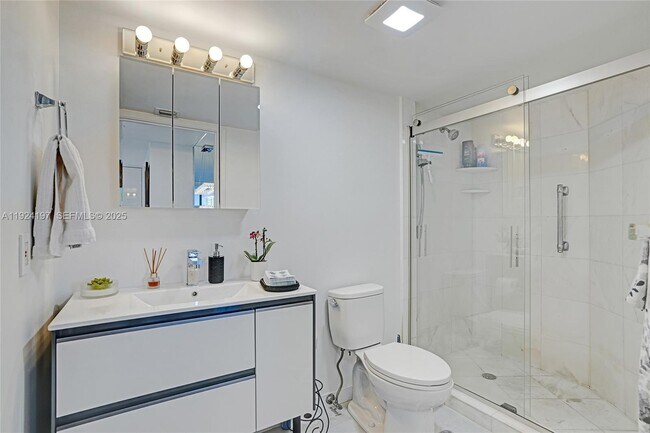 Building Photo - 3400 NE 192 St