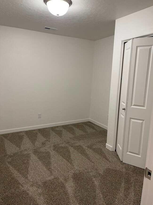 Technology / bonus - 5757 E Bollo St