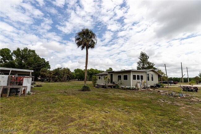 Building Photo - 17841 Palm Creek Dr