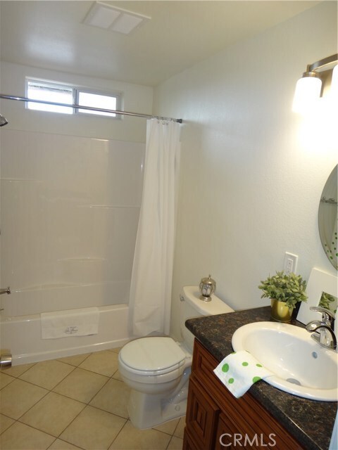 Building Photo - 6721 Rosemead Blvd