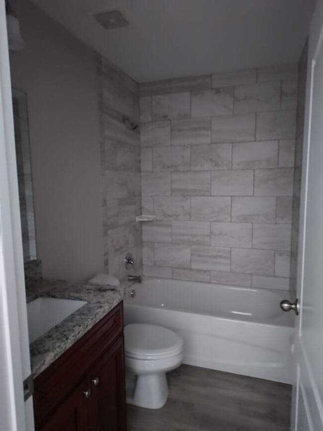 Building Photo - Charming 2BR/2BA Duplex in Citrus Springs ...