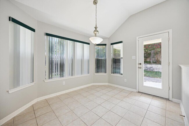 Building Photo - 1824 Chasewood Dr