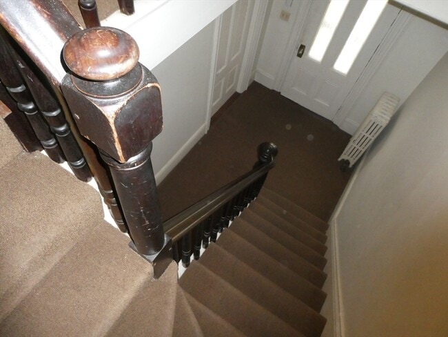 Building Photo - 231 Pleasant St