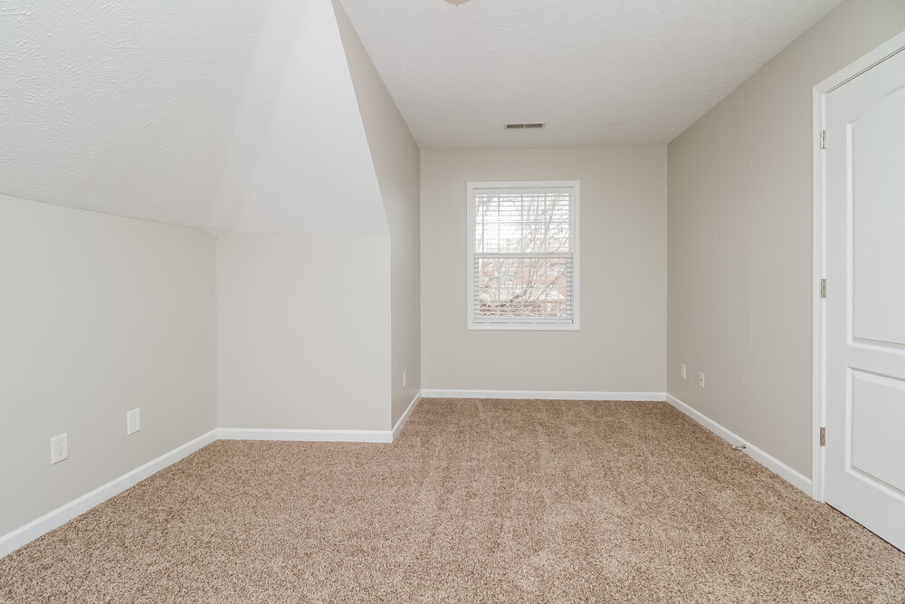 Building Photo - 1502 Huddersfield Dr