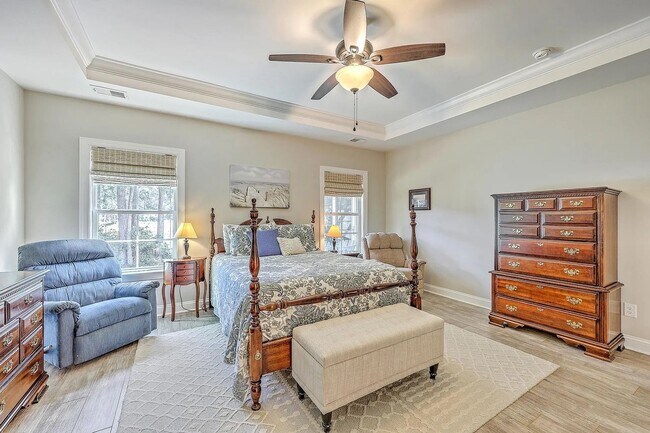 Building Photo - 4 Bedroom 3.5 Bath House in St. Johns Lake - Johns Island