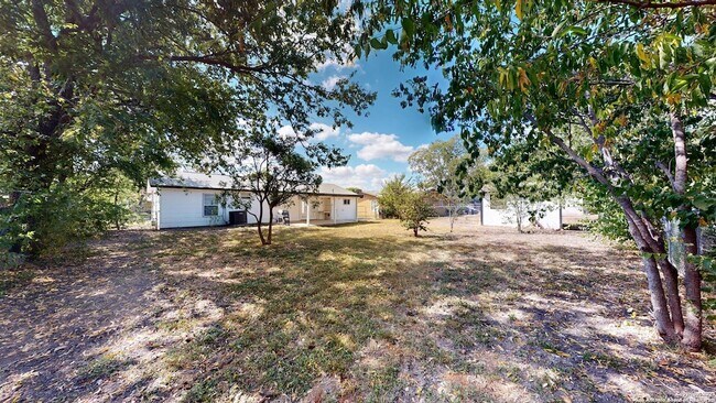 Building Photo - 7107 Westshire Dr