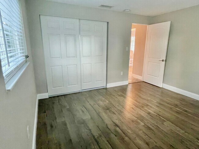 Building Photo - Newly Remodeled 3 Bedroom 2 Bathroom House...