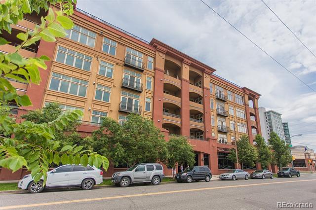 Building Photo - 1120 Delaware St