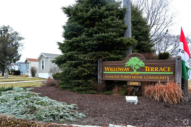 Primary Photo - Willoway Terrace