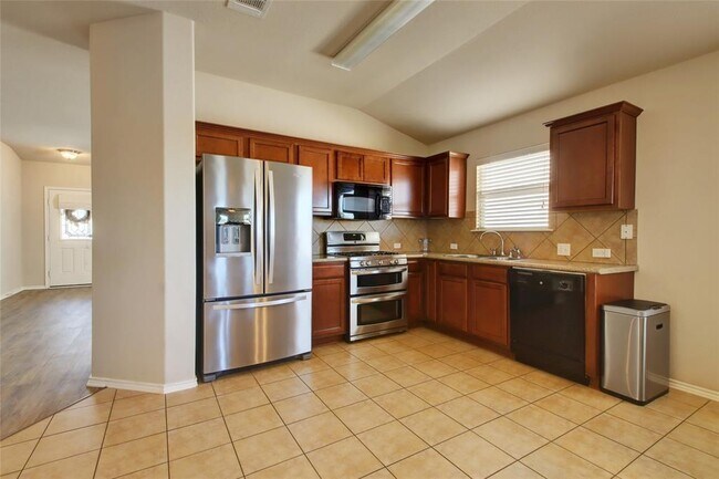 Building Photo - 2731 Herrington Cove