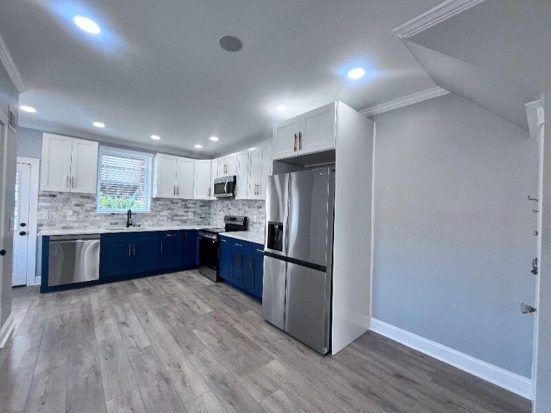 Building Photo - 2520 W Seybert St