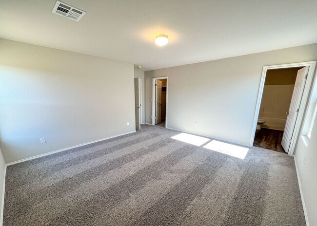 Building Photo - 3 Bed in NW OKC!