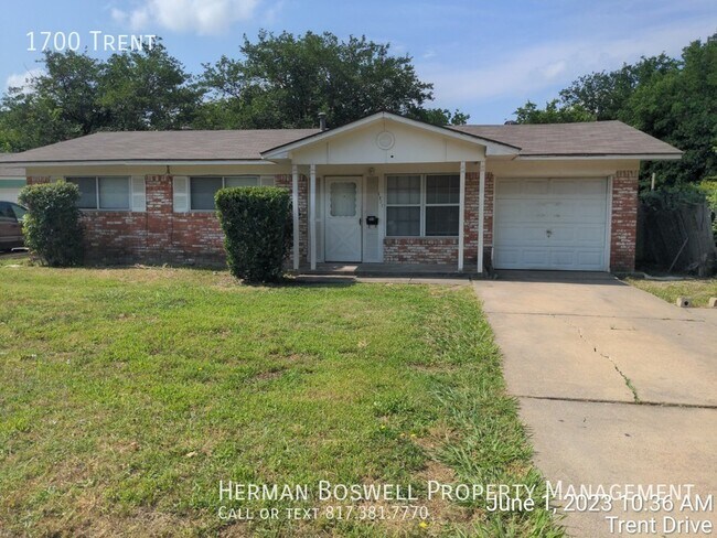 Primary Photo - 1700 Trent Arlington TX 76010