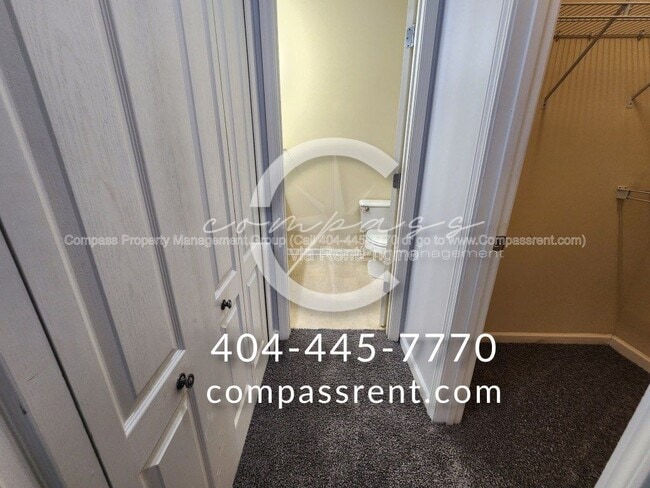 Building Photo - 1963 Hoods Fort Cir NW