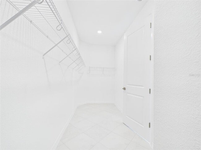 Building Photo - 7216 SW 58th Pl