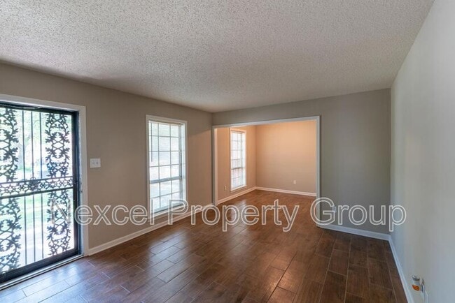 Building Photo - 4262 Sunnyslope Dr