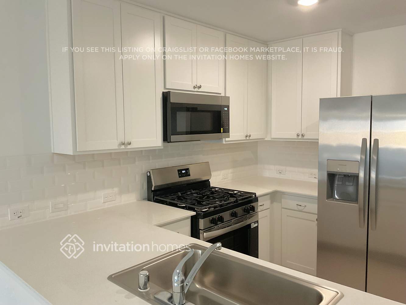 Building Photo - 1407 Merlin Blf St