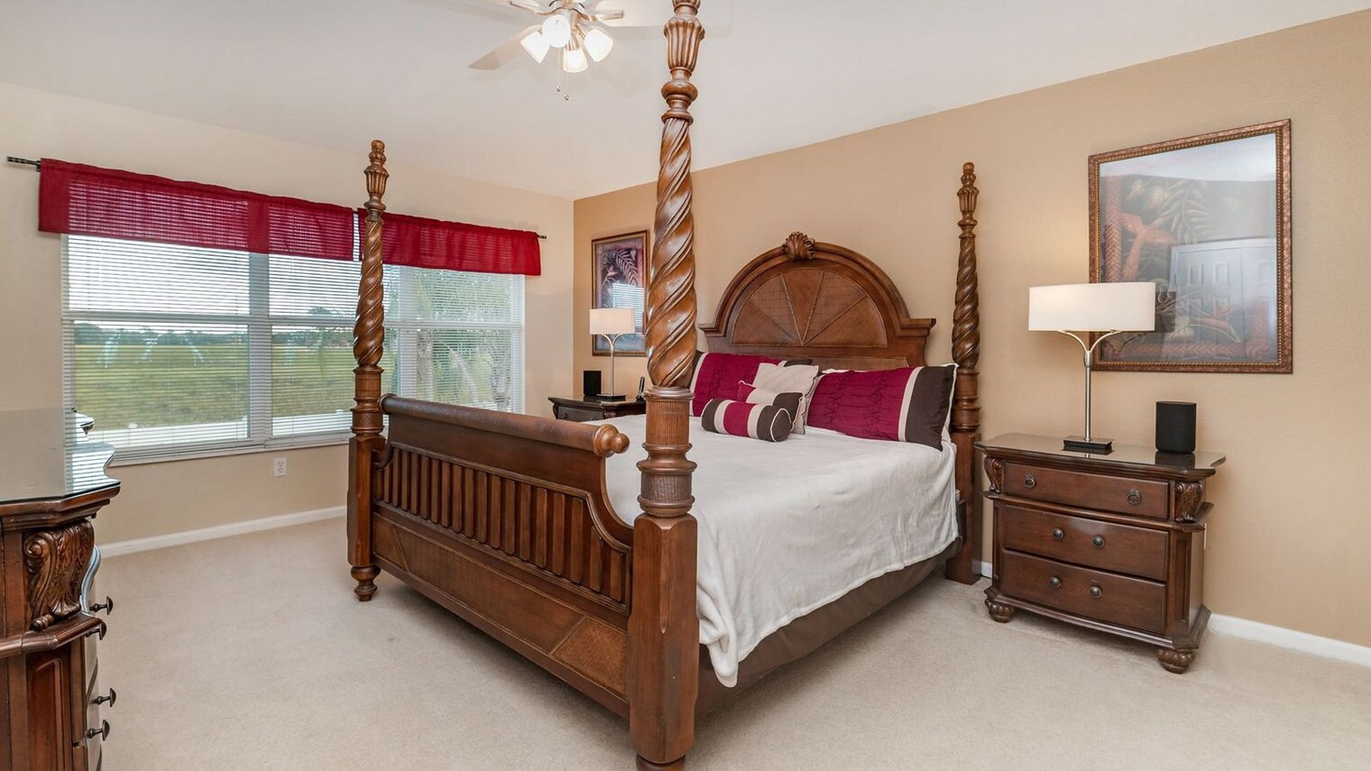 Building Photo - 8008 King Palm Cir