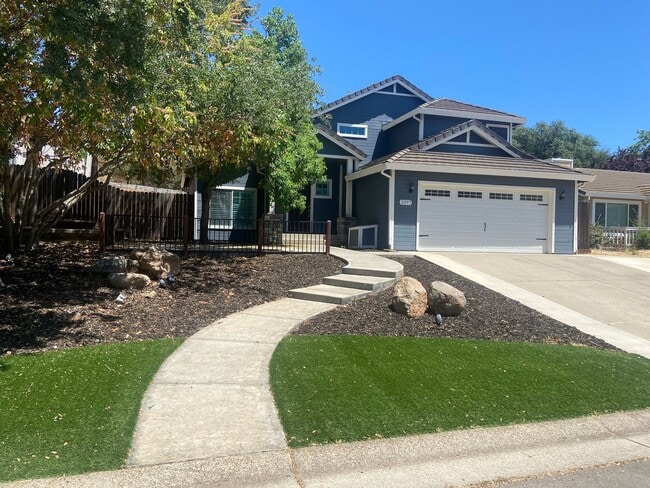 Primary Photo - Solar Home - Immaculate El Dorado Hills 4 ...