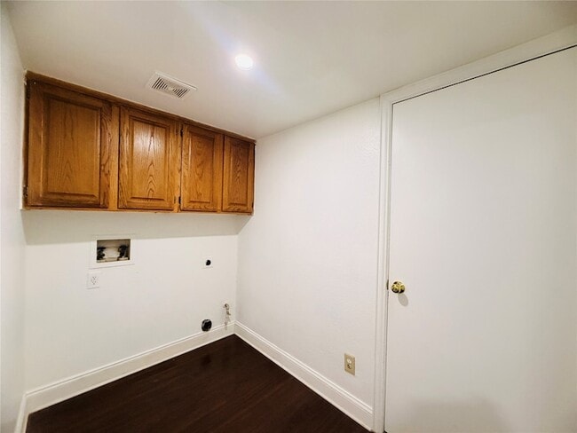 Building Photo - 434 Moonlight Way