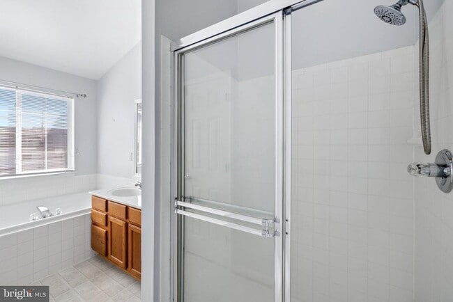 Building Photo - 8220 Ramseur Pl