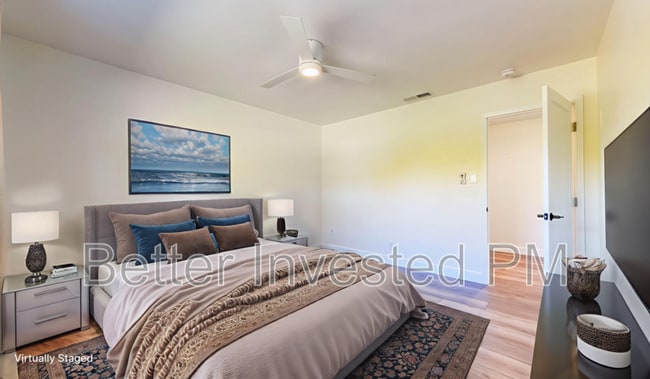 Building Photo - 475 Country Club Dr