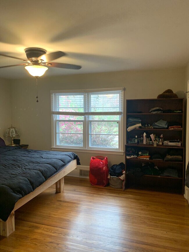 Building Photo - Quiet 2BR Retreat Minutes from Downtown Athens