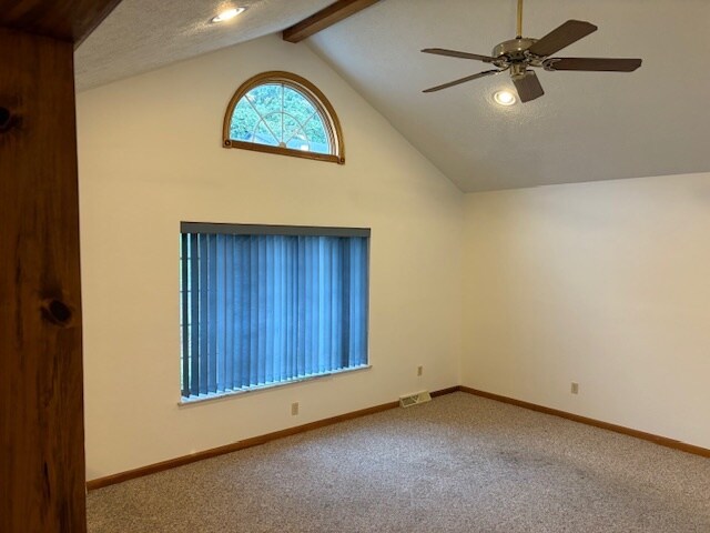 Building Photo - 945 1/2 Broglie Dr