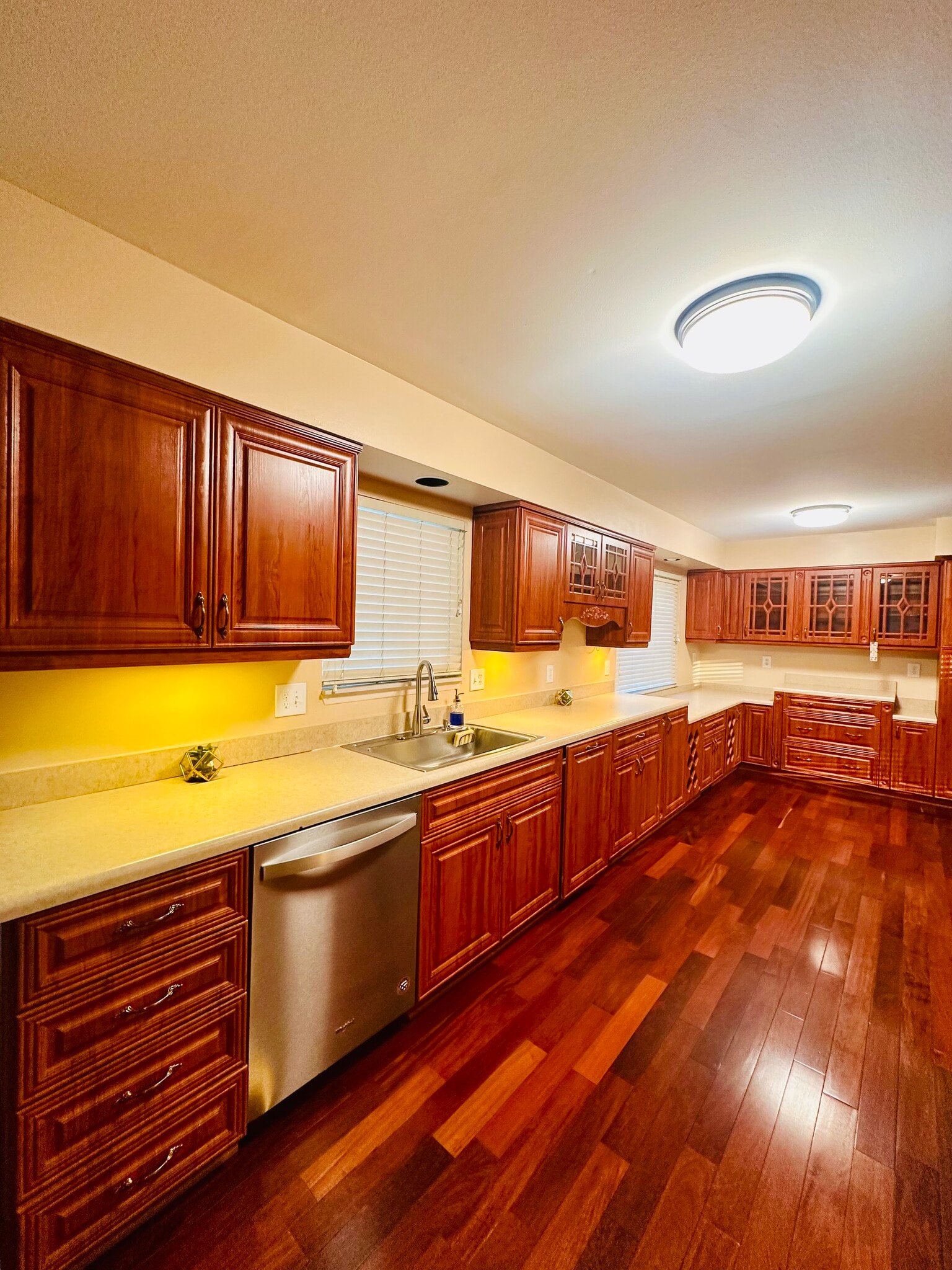 Building Photo - 30244 Southampton Ln