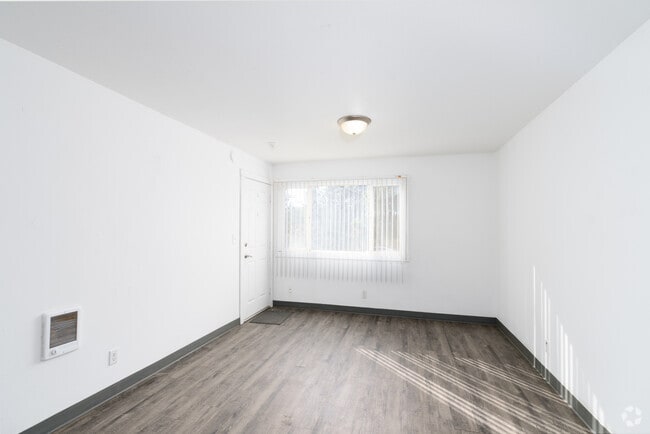 0BR, 1BA - 450SF - Living Room - The Samantha