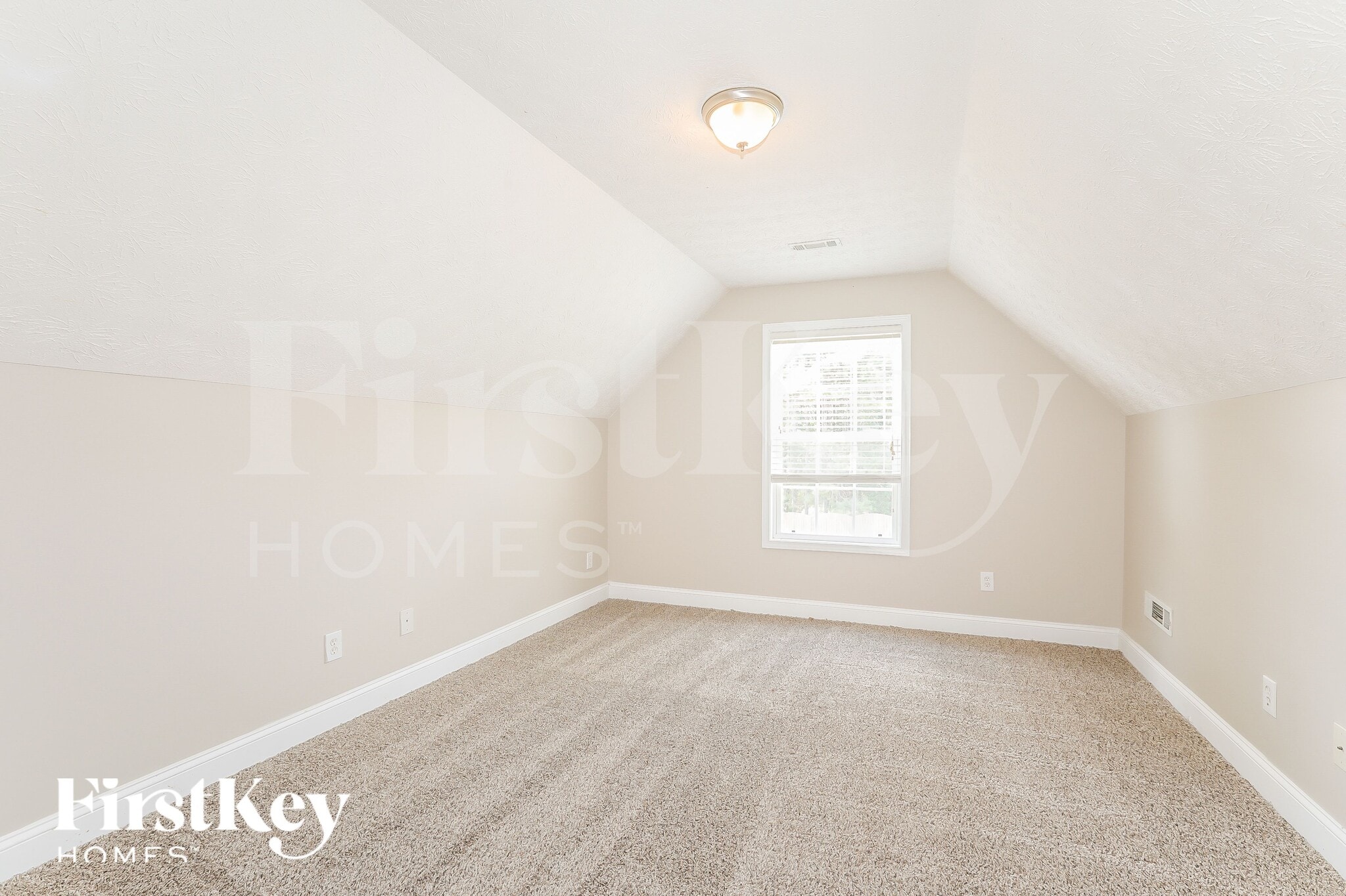 Building Photo - 90 Wynfield Keep