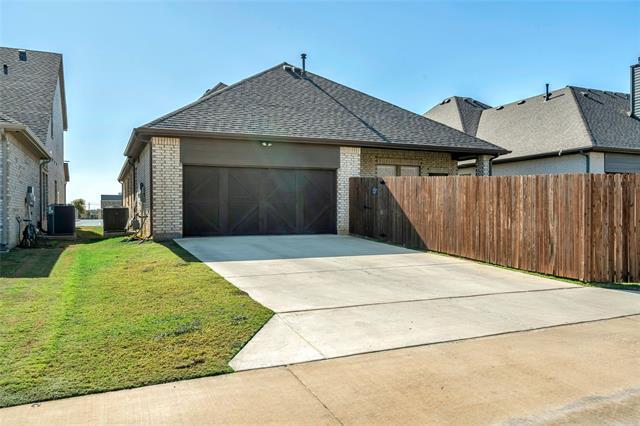 Building Photo - 9237 Trammel Davis Rd