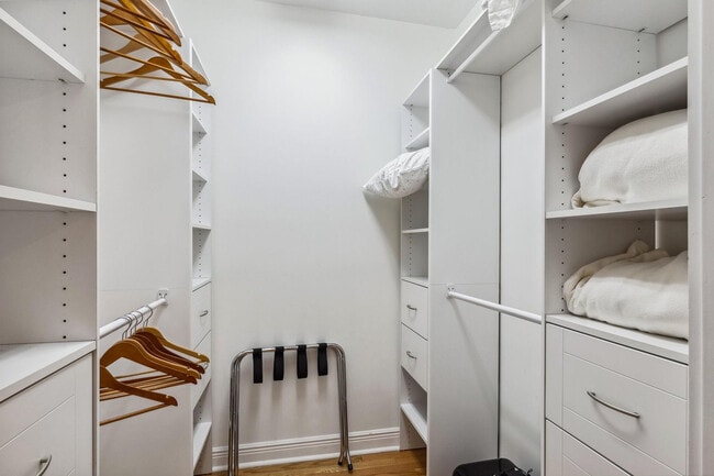 Building Photo - 3301 NE 16th St