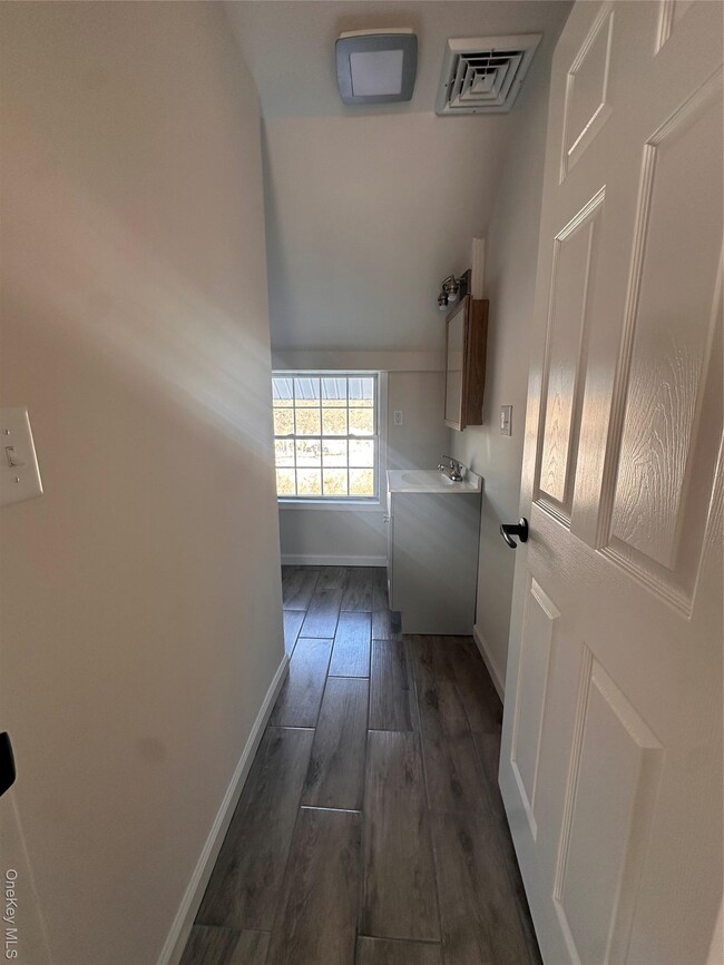 Building Photo - 50 South St