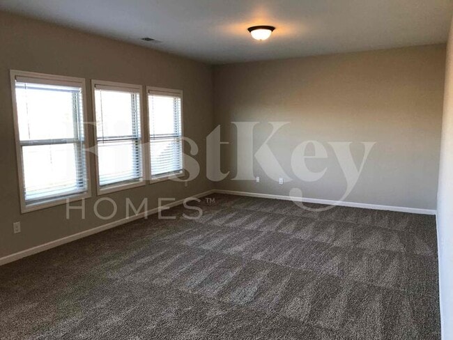 Building Photo - 3861 Cameron Trail SE