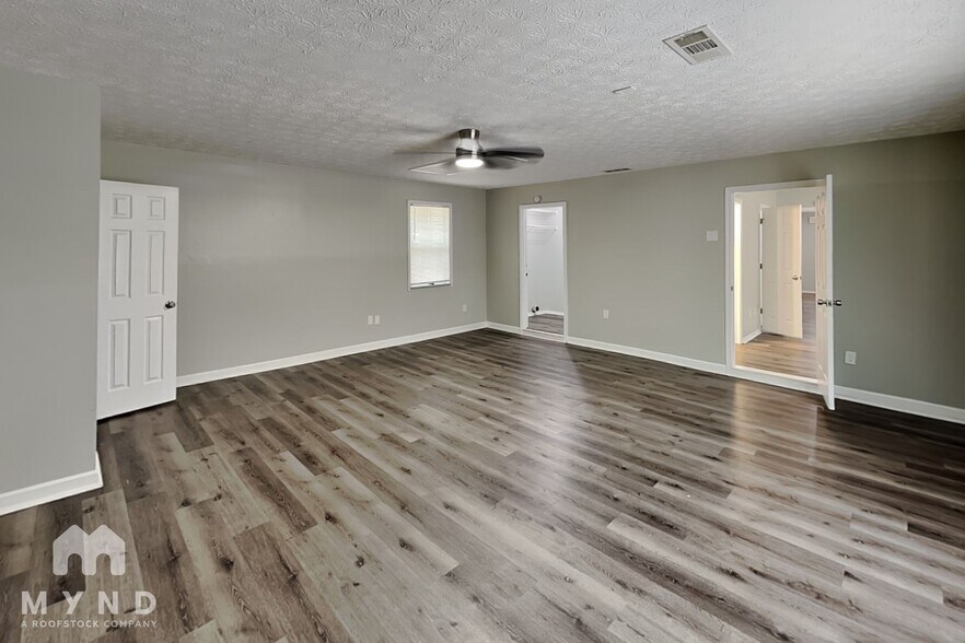 Building Photo - 20 Countryside Ln