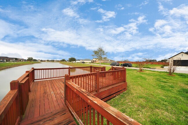 Building Photo - 2003 Marthoman Drive