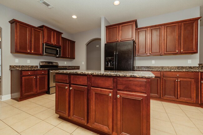 Building Photo - 406 Pendo Pl