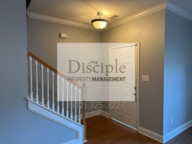 Building Photo - 273 Vining Way
