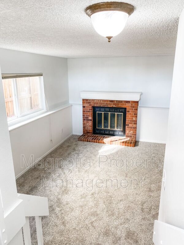 Building Photo - 4260 Ramblewood Dr