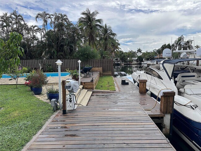 Building Photo - 13000 Coronado Ln